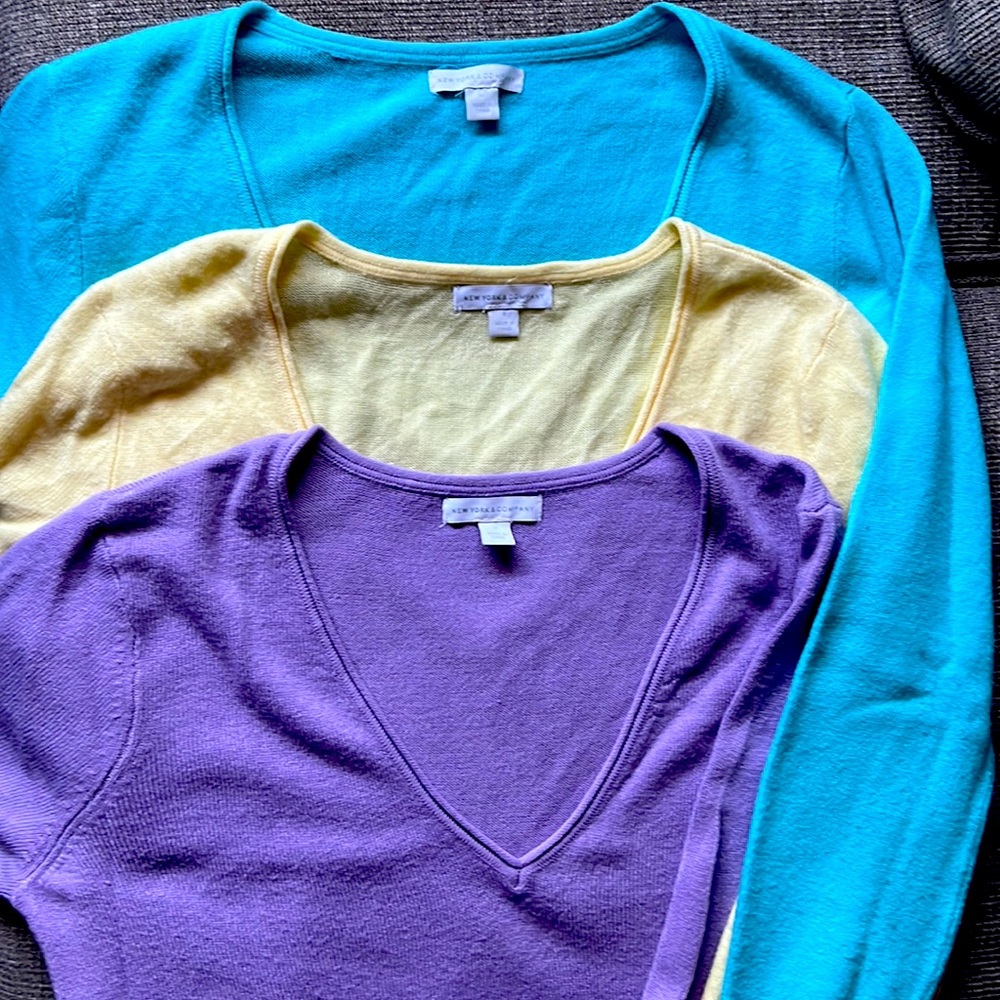 Lot of 3 New York and Co v-neck sweaters